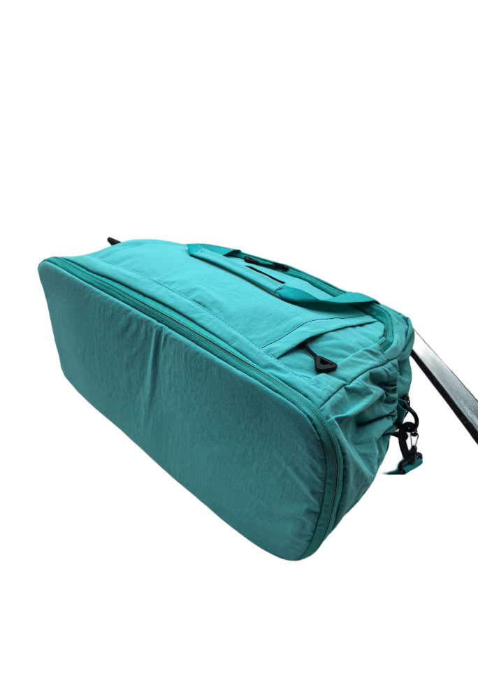 Lake Blue Gym Bag For Women,Duffle Bag For Travel With Wet Pocket, Lightweight Carry on Weekender Duffel, Water Resistant